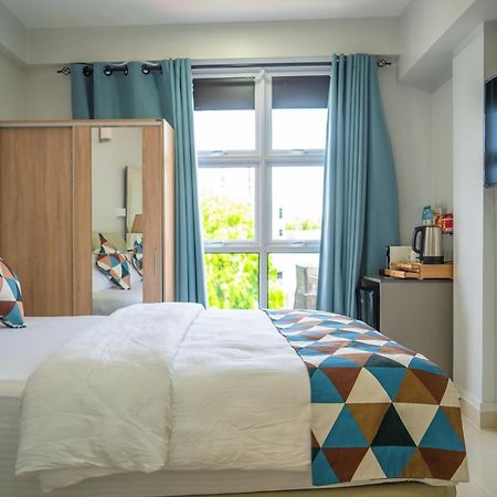 מאלה Tour Inn מראה חיצוני תמונה